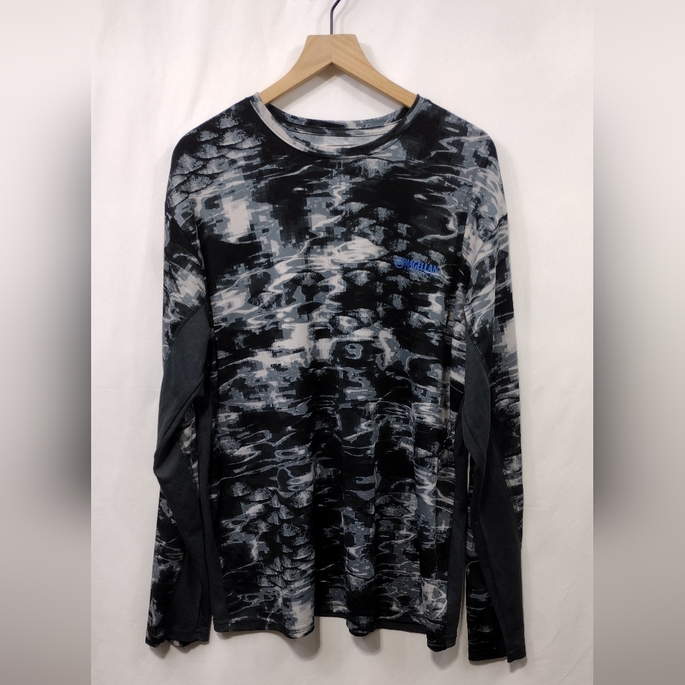 Magellan Outdoor Classic Fit Fishing Shirt Mens 2XL Black White Artsy Retro Boho